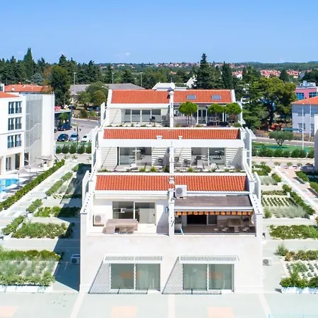 Garden Palace - Sunny Apartment *