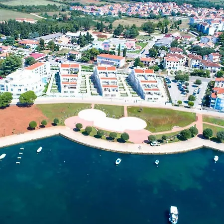 Apartment Garden Palace - Sunny Umag
